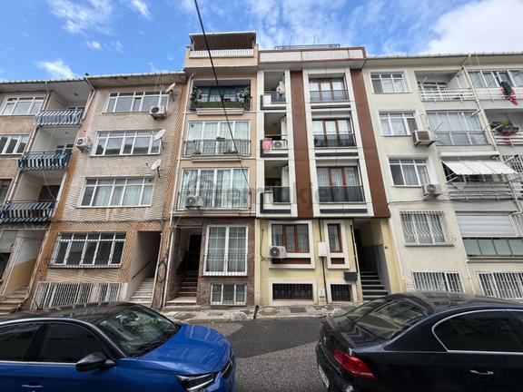 Üsküdar Merkezde, Genç Binada 1+1 Kiralık Daire 65 M² 1
