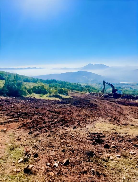 Bucak’ta Manzaralı 6.196 M² Arsa | Çiftlik & Turizm Projelerine Uygun 1