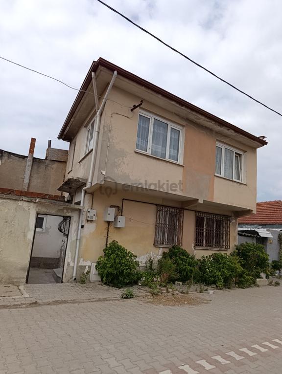 Tek Ev Fiyatına Satılık İki Tane 4 Kat İmarlı Müstakil Ev 1