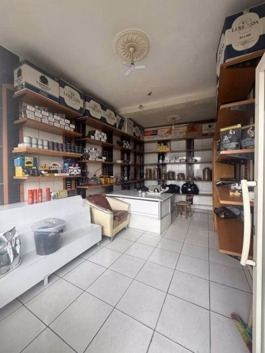 Güven Emlaktan Merkezi Konumda 3 Katlı Komple Satılık İş Yeri 2