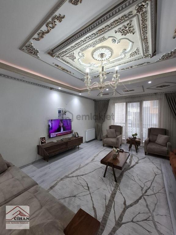 Şirinevlerde 2 Yıllık Genç Binada 130 M² 3+1 Lüks Daire! 1