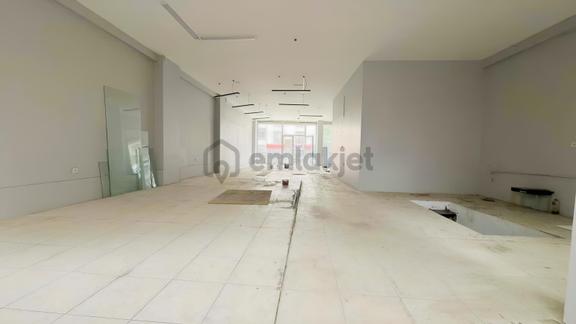 Kuruçeşme Barış Caddesinde Kiralık 210 M² Net İş Yeri / Dükkan 1