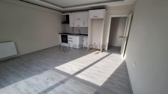 Şirinyer Merkezde Dubleks, Teraslı 2+1 Kiralık Daire 1