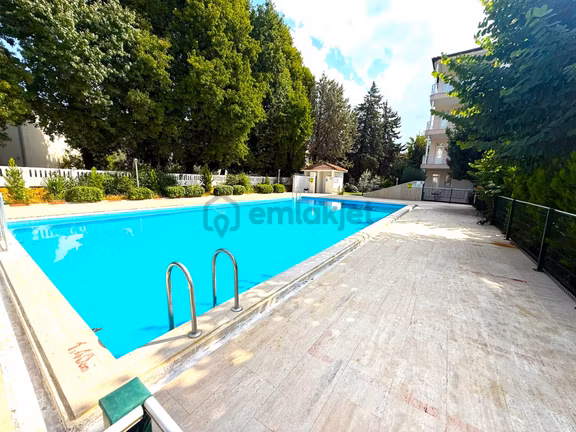 Goldhouse Dan Kiralık Çalış Plajı Ve Kordona Yakın Havuzlu Ve Geniş Kiralık 2+1 1
