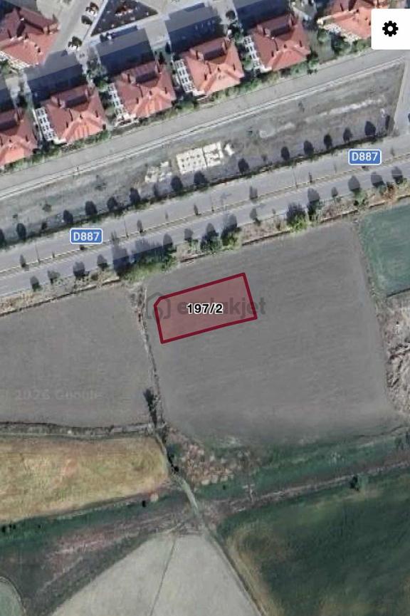 Remax Dem'den Havaalanı Yolu Üzerin De 858m2 Satılık Arsa 1