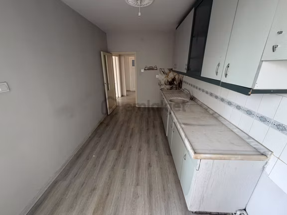 Barajyolu Necip Fazılda Site İçerisinde 3+1 Kiralık Boş Daire 2