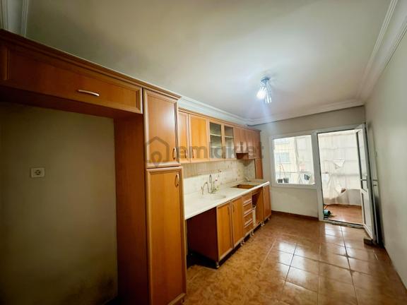 Aydın'dan İhsaniye Mahallesi'nde 3+1 Fırsat Kiralık Daire 2