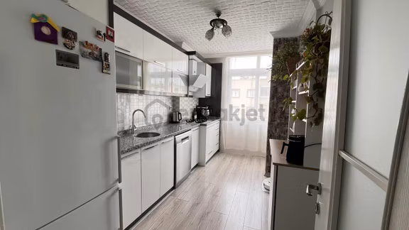 Ra Gayrimenkul Ülküköy Mh. Satılık 3+1 Daire 1