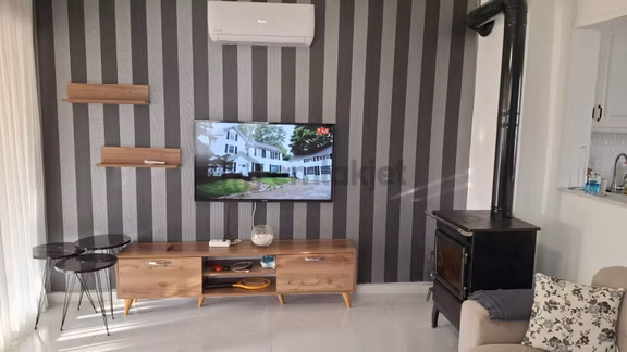 Fethiye Foça Mah'de İlkon'dan Kiralık 2+1 Eşyalı Havuzlu Villa 2