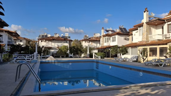 Fethiye Foça Mah'de İlkon'dan Kiralık 2+1 Eşyalı Havuzlu Villa 1