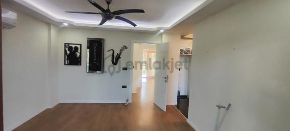 Aydın Didim Akbük'te Satılık Havuzlu Sitede Full Eşyalı 2+1 Daire Alıcısını Bekliyor... 2