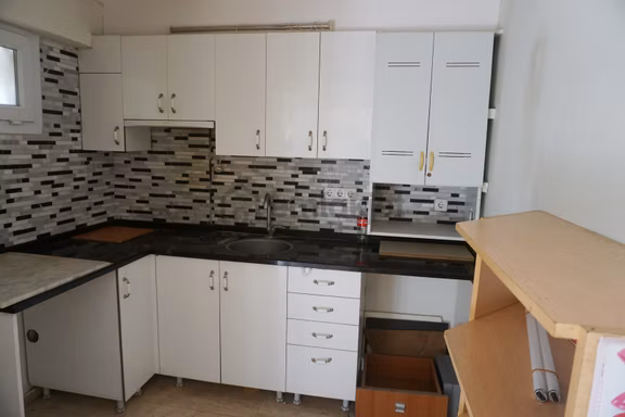 Egekentte Kiralık Uygun Fiyat 1+1 Dükkandan Bozma Daire (serkan) 2
