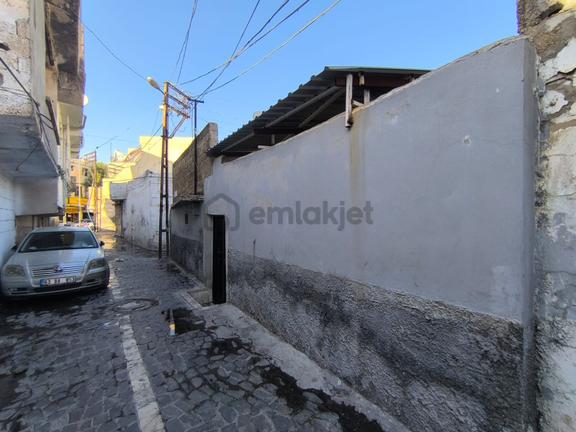 Haşimiye Meydanı'na Yürüme Mesafesinde Kiralık Temiz Müstakil Ev 2