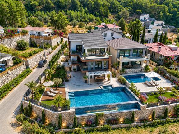 Gold House Dan Fethiye Faralyada Full Deniz Manzaralı 8+2 Villa 1