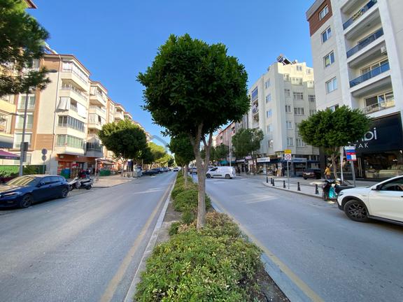 Ortaca Merkezde Bulvar Üzerinde 2+1 Kapalı Mutfak Asansörlü Daire 2
