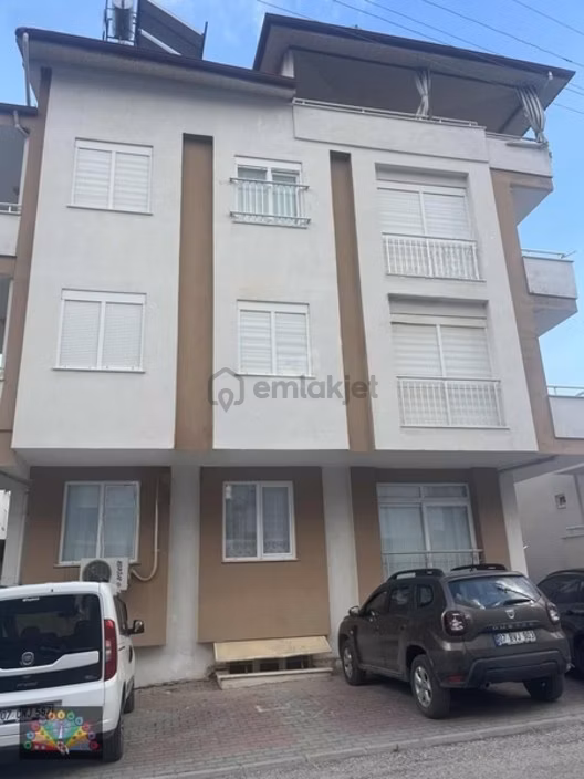 Emek Mah. Üniversıte Karşısında Satlık Dubex Daire 1