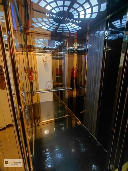 Biga Çarşı Merkezde Kiralık Yeni 1+1 Daire 2