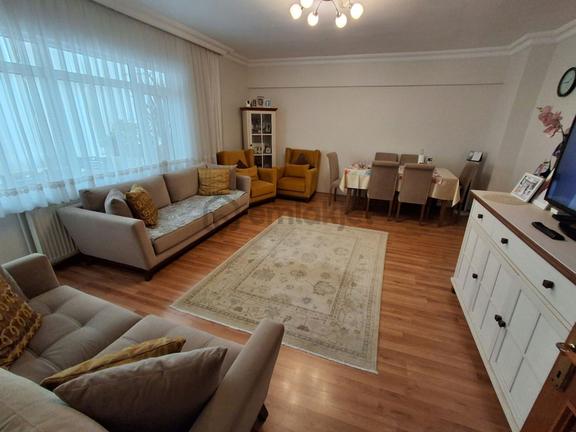 Ataşehir İçerenköy Kültür Merkezi Yanı,masrafsız 90m² 2+1 Daire 1