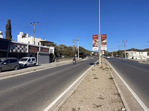 Bodrum Turgutreis Ana Caddeye Cepeli Satılık İş Yeri 2 Tapulu. 2