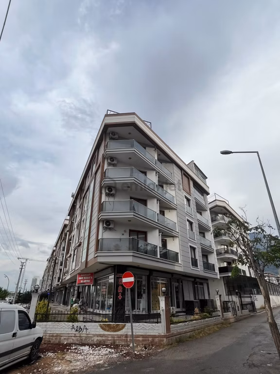 Yeni Mahalle Mahallesi Satılık Daire Site İçi 3+1 135 M2 5 Katlının 3 Katı Full Özeliklik 1