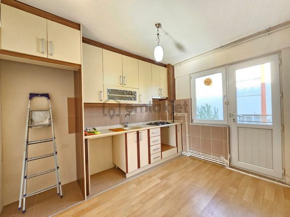 Gültepe Mahallesin De 3+1 170m2 Bahçe Katı Kiralık Fırsat Daire 2