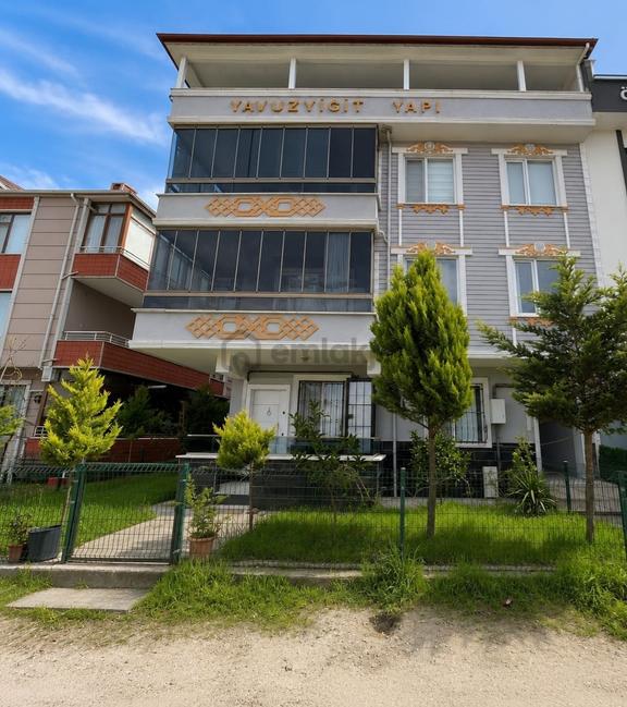 Deniz'den 2+1 Kiralık Ara Kat Daire 1