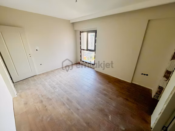 Bağcılar'da Metroya Komşu Prestijli Proje İnşaat Lüks 2+1 Daire 1