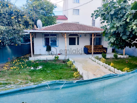Kiralık Bahçeli Müstakil Ev 1