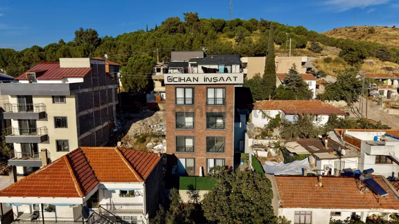 Dikili İsmetpaşada Panoramik Deniz Manzaralı Sıfır 1+1 Daire 1
