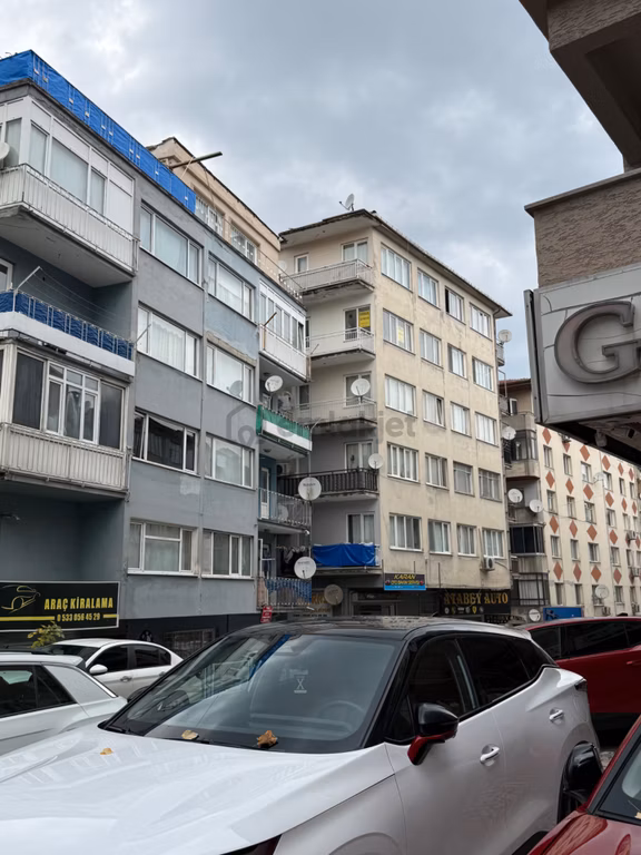 Çırpan Mahallesi’nde Kiralık 2+1 Daire! 2