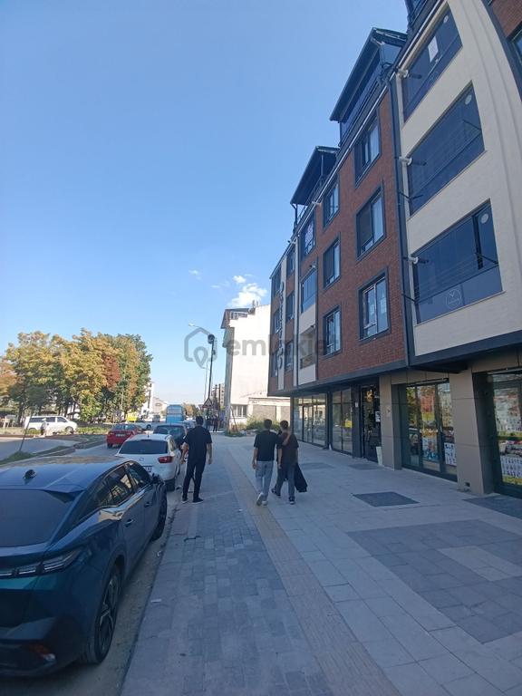 File Market Karşısında Arakat Sıfır Lüks 2+1 1