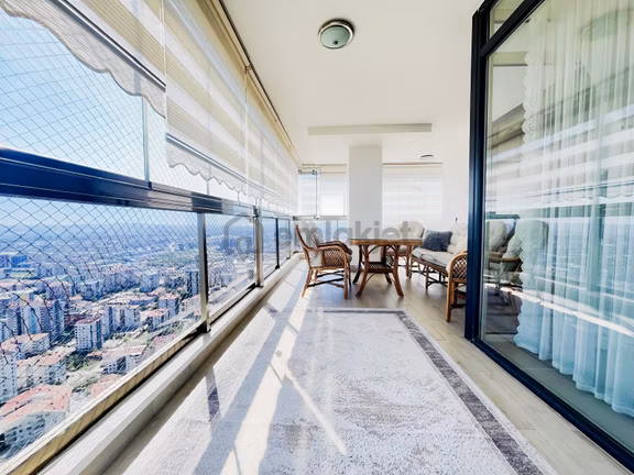 Bölgenin İncisi & Şehir Manzaralı Ultralüks Site İçerisinde 4+1 1