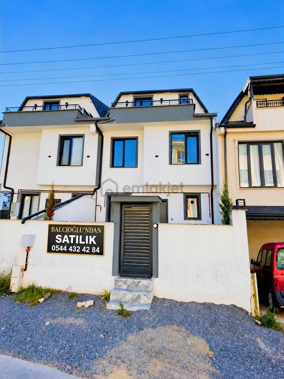 Balcıoğlundan Satılık Merkez Paljda En Uygun Triblex Sıfır Villa 2