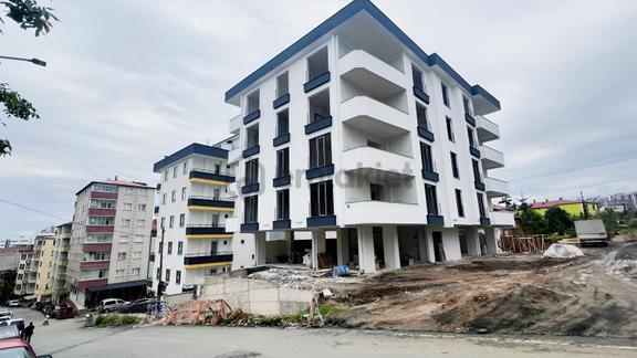 Akçaabat Yaylacık Mahallesinde Kiralık 195m2 Dükkan 1