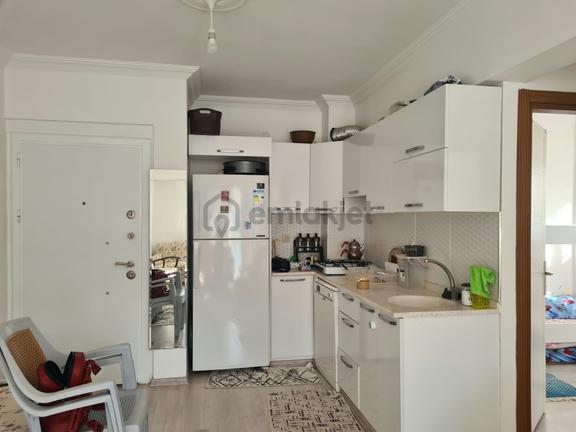 Kuşadası Değirmendere Mahallesi’nde Havuzlu Site İçerisinde 2+1 Full Eşyalı Kiralık Daire 2