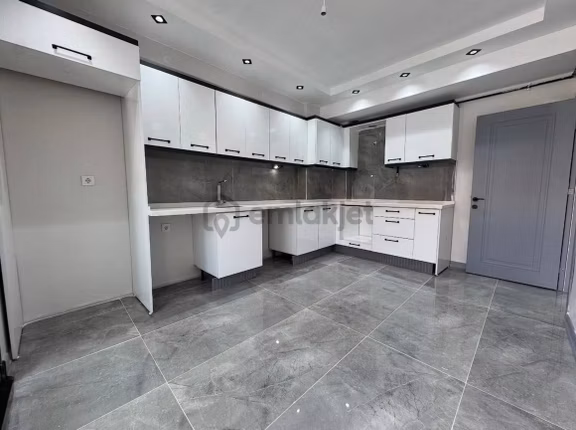 Kadıköy'de Sahibinden Kiralık 2+1 Daire Sahibi: 𝟢𝟻𝟻𝟸’ 𝟼𝟹𝟾' 𝟺𝟾𝟢𝟽 2