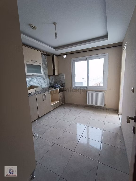 Beydeğirmeninde Otogarın Arkasında 3+1 Bagimsiz Mutfaklı Doğalgazlı Asansörlü Kiralık Daire 2