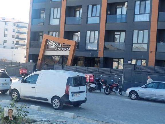 Çorlu Royal Emlak'tan Uysal Gardenia Rezidansta Kiralık 1+1daire 1