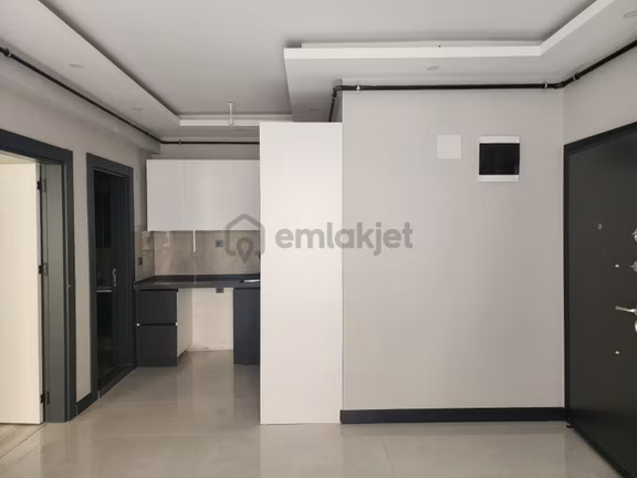 Metroya Yakın, Kat Mülkiyetli, Sıfır, Yerden Isıtmalı 1+1 2