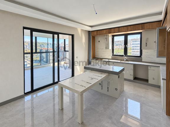 Ovacık Şehir Manzaralı Hamam Konseptli 4+1 Kiralık Site Dairesi 2