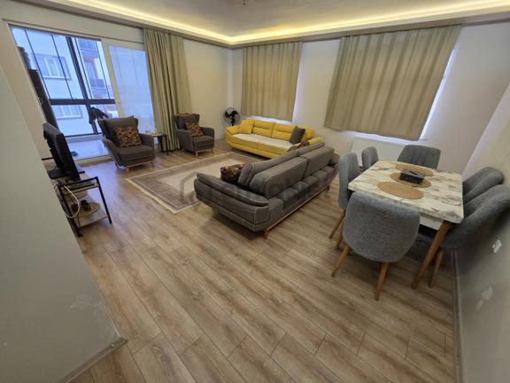 Tayla'dan Gömeç Yaya'da Kiralık Eşyalı Geniş 3+1 Daire 2
