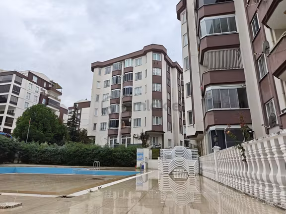Kayalardan Güzelyalı 3+1 Havuzlu Siteiçi Arakat Xl Daire 1