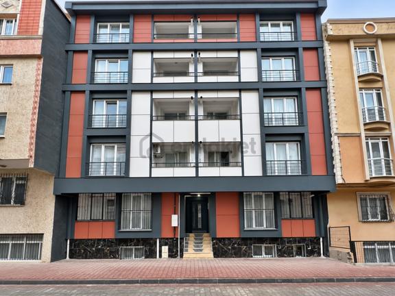 Cadde 34'ten Hastaneye Yakın Yeni Binada 2+1 Bahçeli Daire 1