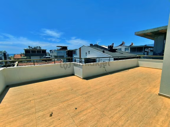Uytundan Akçay Altınkumda Denize 150 Metre Satılık 3+1 Dubleks 1