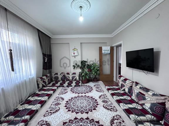 Az-er Yapı'dan 2 Daire Üzeri Ön Cephe Köşe Başı Kombili Satılık 2+1 Daire!!! 1