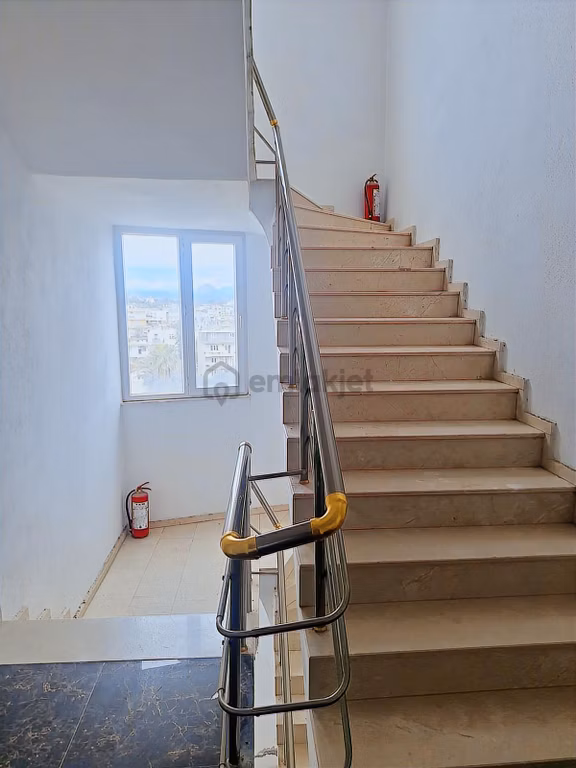 Usta Gayrimenkul'den Üniversite Yakınında Eşyalı 1+1 Daire 2