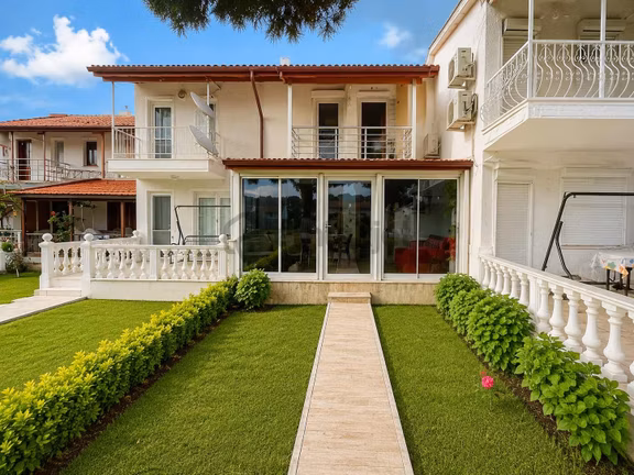 Dağlı gayrimenkul'den|2+1|site İçi|konforlu&şık|prestijli|villa 1