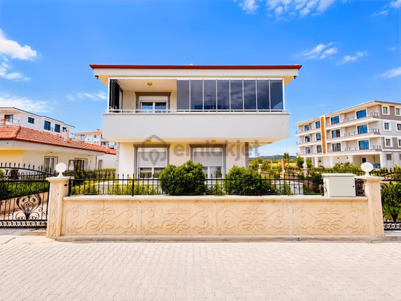 Dağlı Gayrimenkul'den|bahçeli Müstakil|tadında|2+1|eşyalıkiralık 2