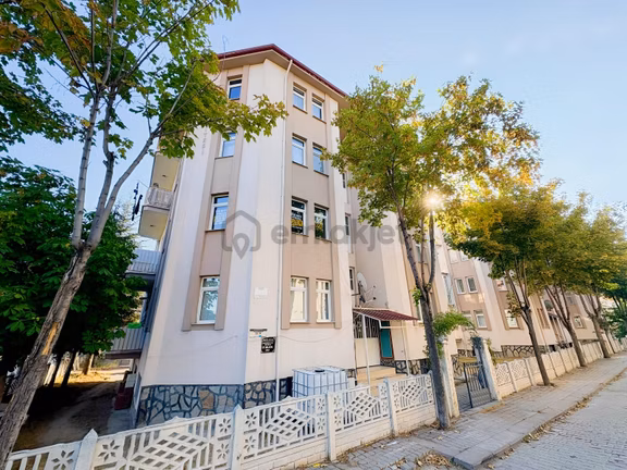 Özgü İnvest'ten Sporkent'te Site İçi Geniş Arakat 3+1 Daire 2