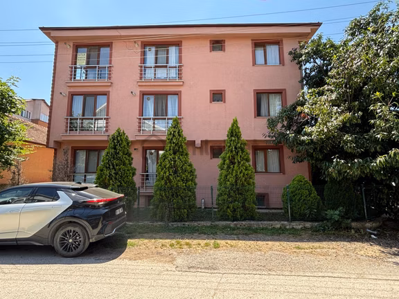 Çay Mahallesi'nde 1+1 63 M2 Satılık Daire 1